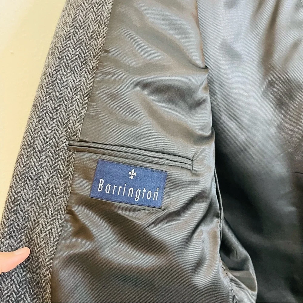 Barrington Herringbone Two Buttons Wool Blazer Suit Jacket Size 48L Gray Pockets